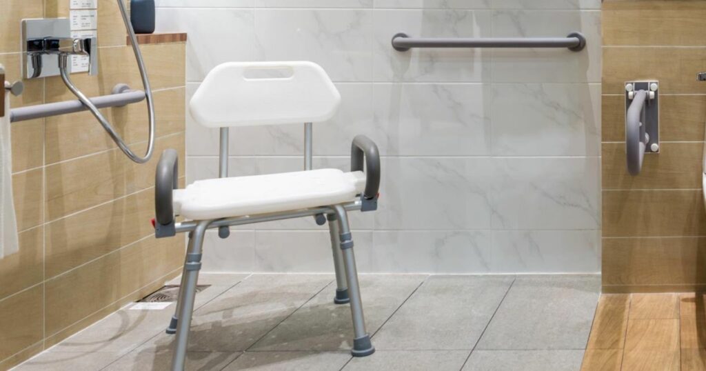 5 Best Shower Chairs For Seniors In 2023 | Elderly Independence