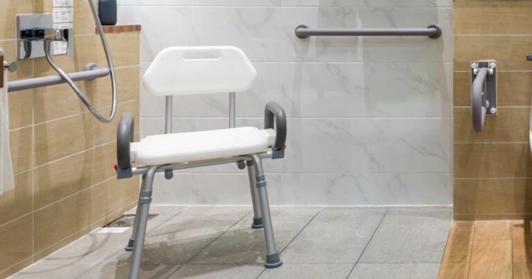 5 Best Shower Chairs For Seniors In 2023